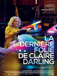 LA DERNIÈRE FOLIE DE CLAIRE DARLING de Julie Bertuccelli LA DERNIÈRE FOLIE DE CLAIRE DARLING de Julie Bertuccelli