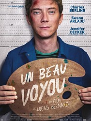 UN BEAU VOYOU de Lucas Bernard