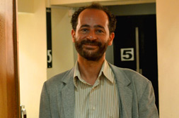 Ramzi Aburedwan, président de l'association Al Kamandjâti