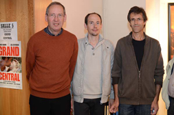 Louis Mathieu, président de l'Association Cinéma Parlant, Gildas Cherbonnier et Bernard Petiteau de l'Association Sortir du Nucléaire 49