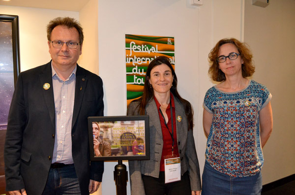 Philippe Duhamel, directeur du Festival International du tourisme, Sylvine Pickel, géographe, Université d'Angers pour l'Indonésie et Anne Loiseau, enseignante cinéma et audiovisuel, Lycée Renoir