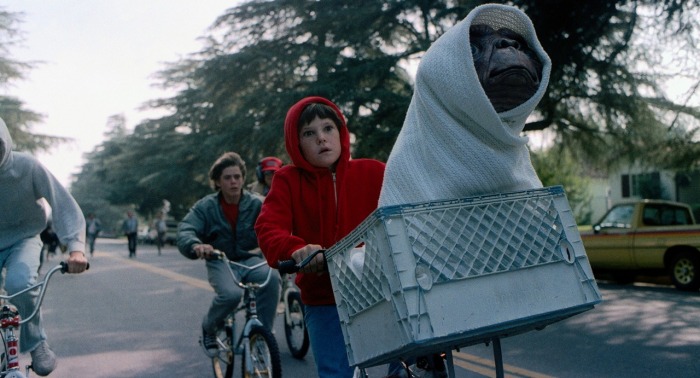 E.T L'EXTRA TERRESTRE - Steven Spielberg