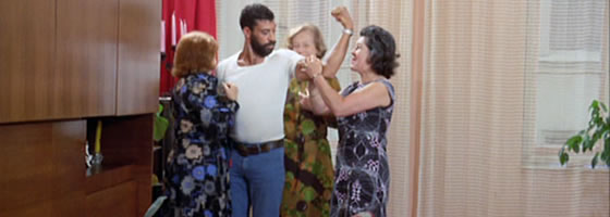 TOUS LES AUTRES S'APPELLENT ALI - Rainer Werner Fassbinder