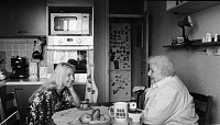 Photo du film N'ATTENDEZ PAS TROP DE LA FIN DU MONDE de Radu Jude