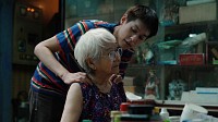 Photo du film COMMENT DEVENIR RICHE (GRÂCE À SA GRAND-MÈRE) de Pat Boonnitipat