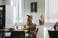 Photo du film BUGONIA de Yorgos Lanthimos