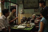 Photo du film COMMENT DEVENIR RICHE (GRÂCE À SA GRAND-MÈRE) de Pat Boonnitipat