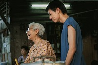 Photo du film COMMENT DEVENIR RICHE (GRÂCE À SA GRAND-MÈRE) de Pat Boonnitipat