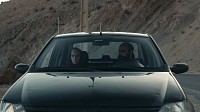 Photo du film LA FEMME QUI EN SAVAIT TROP de Nader Saeivar 